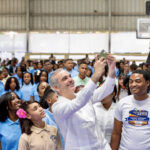 Presidente Abinader sostendrá conversatorio con estudiantes, encabezará graduación de Oportunidad 14/24, entregará becas e inaugurará escuela este sábado