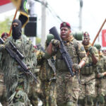 Presidente Abinader encabeza desfile cívico-militar y policial en conmemoración del 182 aniversario de la Batalla del 19 de Marzo