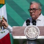México: cesa gobernador acusado de nexos con el narco